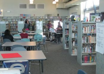 Hennessey’s hosts neighborhood cleanup