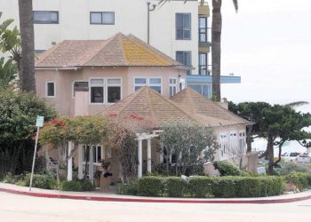 Modern Home Tour makes its way through La Jolla