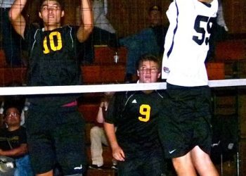 Bishop's, La Jolla look to net volleyball titles