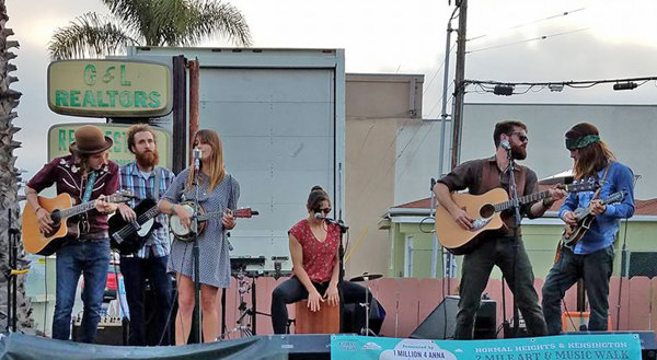 Coral Bells find inspiration in Ocean Beach