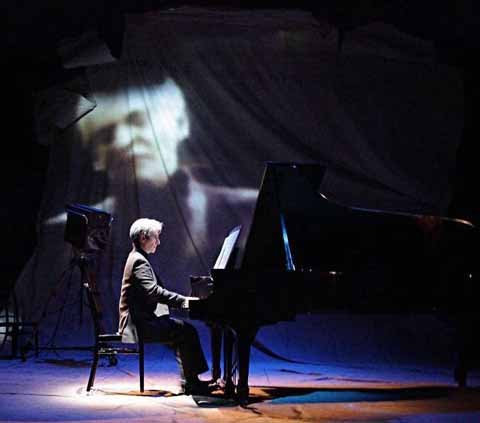 Playhouse performer, Globe ex-helmer Tresnjak get off-Broadway awards