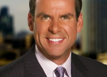 Get dirty in Pacific Beach on National Chicken Wing Day