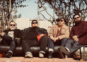 ‘Big Bang Theory’ actress adopts rabbits from County Shelter