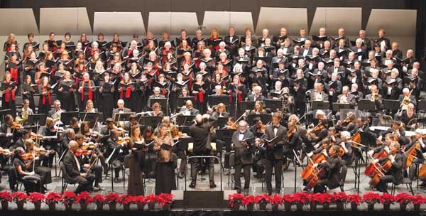 Symphony to preview season, pay tribute to Village News writer