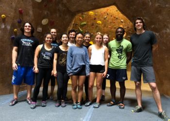 Bill Walton sculpture as large as his life