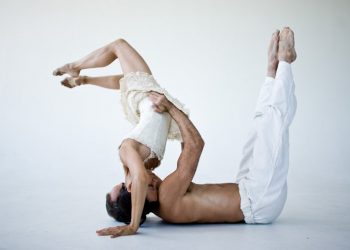 Malashock Dance to present intimate ‘Signature’ performances