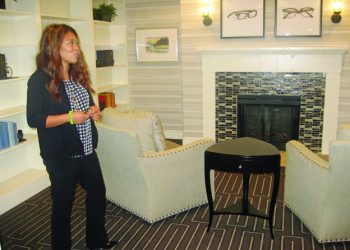 National Chicken Wing Day: Some of the best wings come with the some of best views at the beach