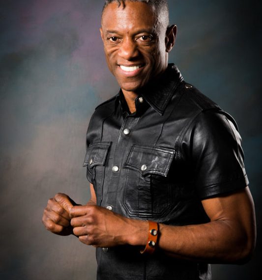 Holiday blues at Pacific Beach Library with Earl Thomas