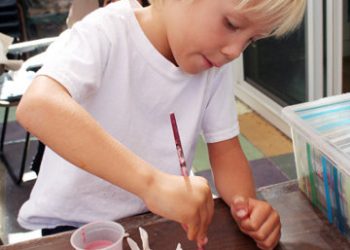 SeaWorld drops lawsuit on animal welfare efforts