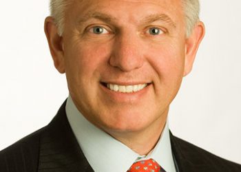 UCSD professor kicks off Jewish Book Fair with flair