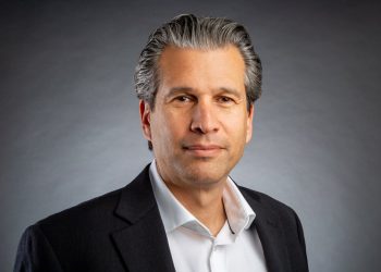 Assembly member Gonzalez attacks predatory loans