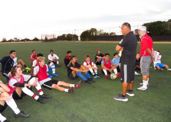 NIBBLES AND SIPS – New Thai spot in OB, Cesarina upgrades patio, The Loma Club changes hands