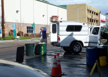 Recycling wars in our alleys – from trash to cash?