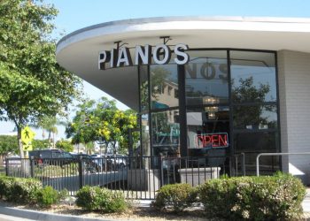 At 100, La Jolla's fabled rec center is looking just fine