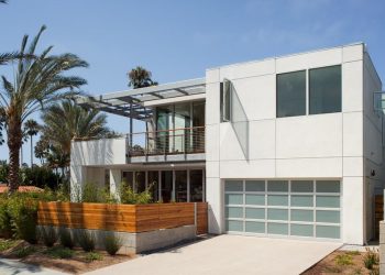 New mural at airport pays tribute to city’s historic contributions to aviation