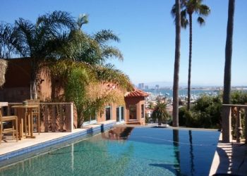 2012 holiday season set to debut