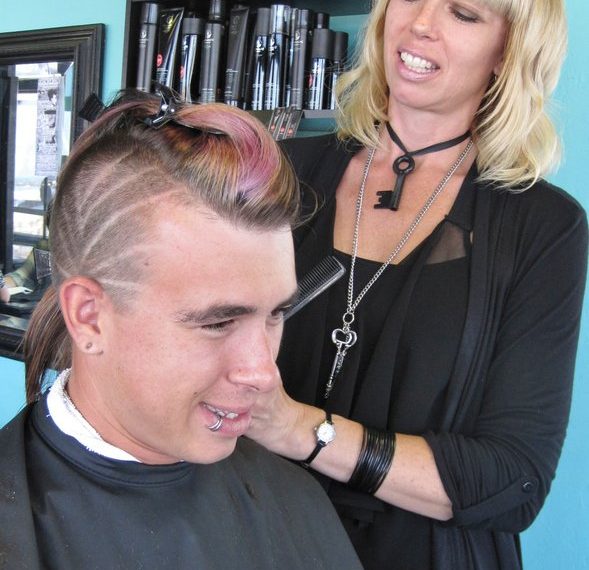 Street fair vendors in OB are a cut above the rest