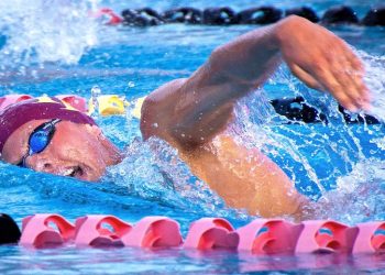 Bishop's, La Jolla look to net volleyball titles