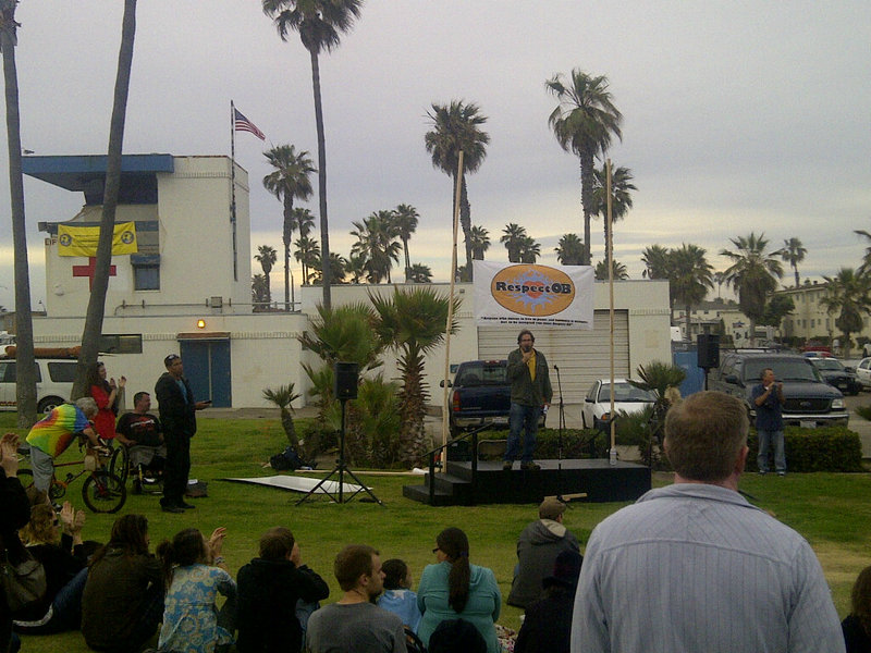 Voices on the street: struggling for peaceful solutions in Ocean Beach