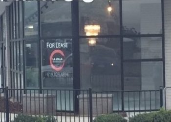 Bird Rock domestic violence call leads to road closure, SWAT response