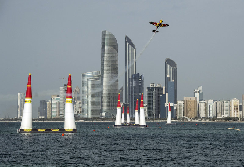 Red Bull Air Race returns to San Diego Bay