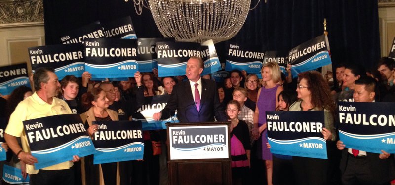 Faulconer outmuscles Alvarez in hard-fought mayoral runoff battle
