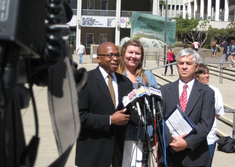 Two Filner recall camps join forces to give voters a voice