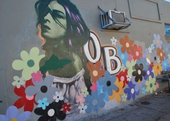 Rock Church puts punch in pro athlete ‘Superfest’ for youth