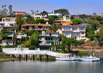 A bevy of twilight beauty