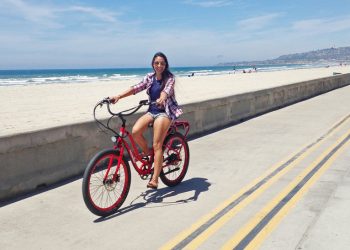 Food trucks provide portable eats to Pacific Beach