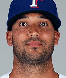 Bill Walton sculpture as large as his life