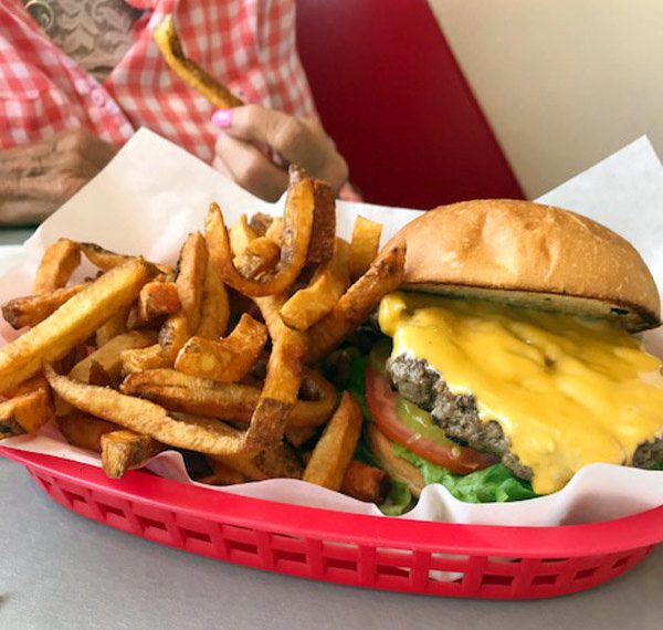 Nostalgic for cheeseburgers, fries and vanilla malts in Point Loma