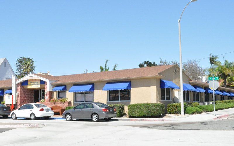 Neighbors, board members at odds on route of Riford Center’s reconstruction