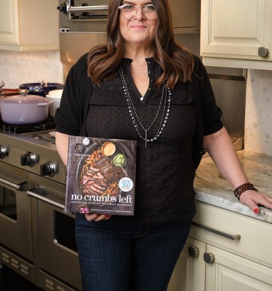 Book signing with 'No Crumbs Left' author, La Jolla Symphony & Orchestra announces new season and other briefs