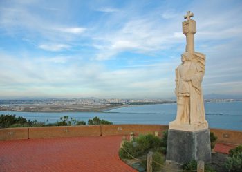 Singer-songwriter Sarah Rogo to hold signing show at Java Joe’s