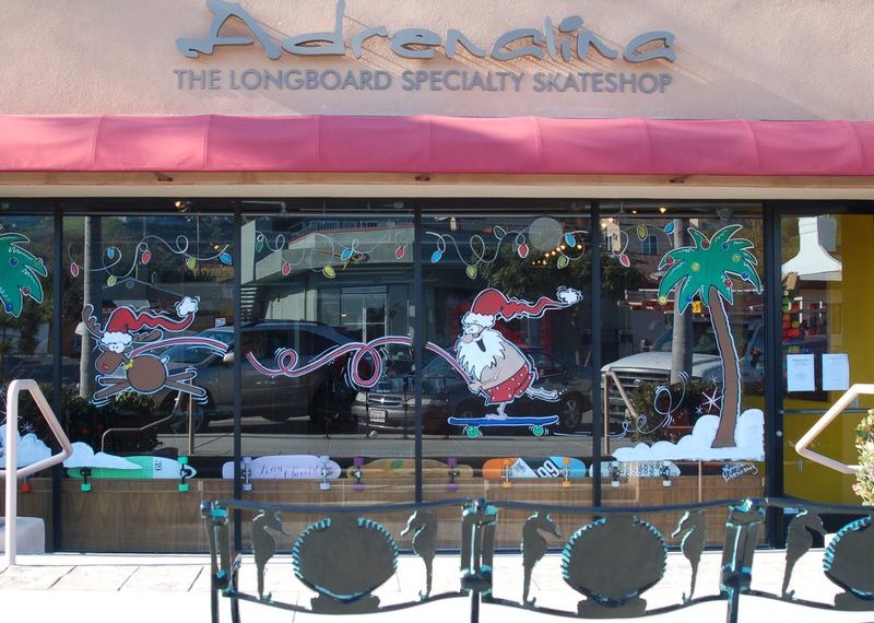 AROUND THE BLOCK: Bird Rock is about boutique shops