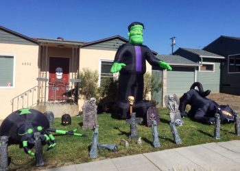 Fun Halloween activities in Ocean Beach and Point Loma