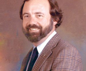 Hands Across the Sand event to unite locals against offshore drilling