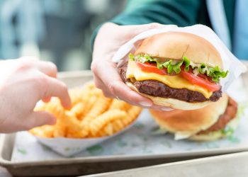 Veterans Day ceremony at Mt. Soledad to honor Jacqueline Cochran