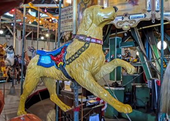 Songwriter’s Acoustic Nights celebrates 9 years in Ocean Beach