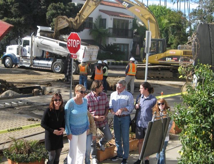 Shores group elects new members, discusses Avenida mess, Map's repair