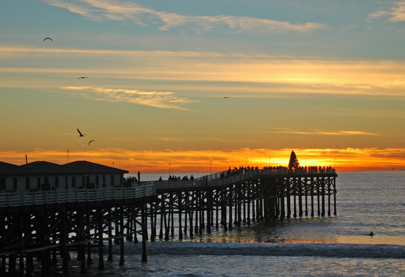 Christmas on Crystal Pier kicks off Pacific Beach holidays