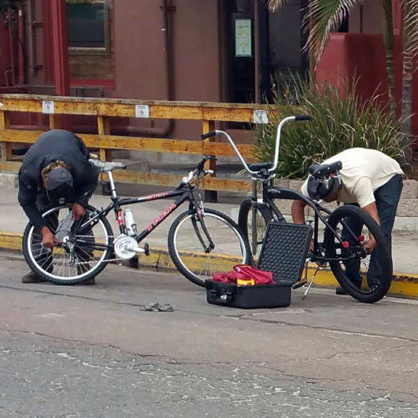 Pacific Beach residents fight back on bicycle thefts