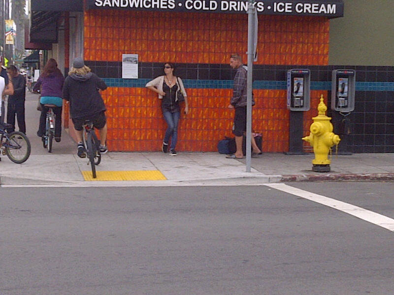 Newport Avenue’s sidewalk squatters draw contrasting opinions