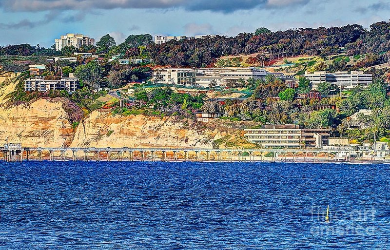 Scripps deep-ocean scientists urge caution as energy resources lay untapped