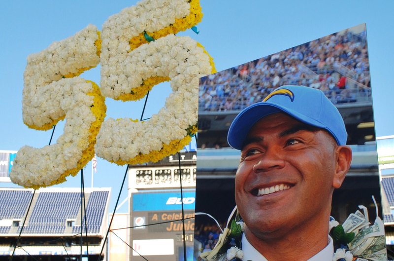 REMEMBERING JUNIOR SEAU: McPherson, other ex-Chargers deliver heartfelt tributes during celebration of life at Qualcomm