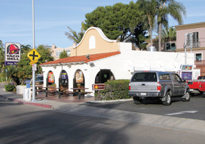 Newest "Urban Trees" Invite Walk Along the Embarcadero