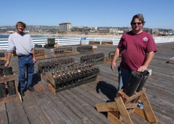 Planning group denies approval of two single-family houses