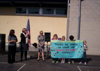 Crew Classic rows into town