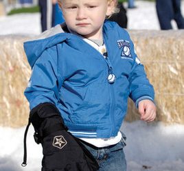 Military rallies to aid homeless veterans